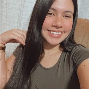 Meet your Posher, Ivette